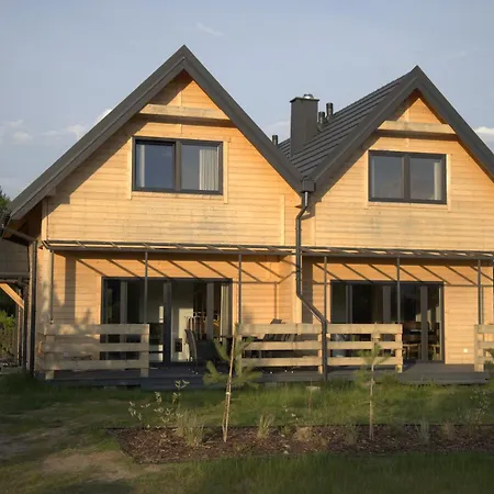 Szumiace Drzewa * Debina (Ustka)