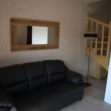 Casa de Férias Szumiace Drzewa *