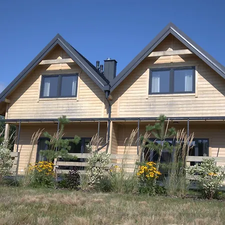 Szumiace Drzewa Debina (Ustka)