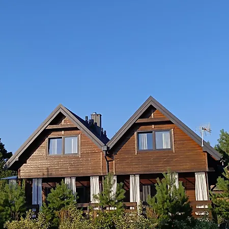 Szumiace Drzewa Ferienhaus *